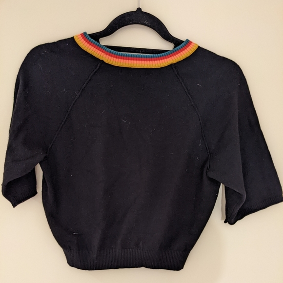 Colsie Target Brand Rainbow 🌈 Crew Neck Cropped Black Sweater Size XS - Picture 2 of 7